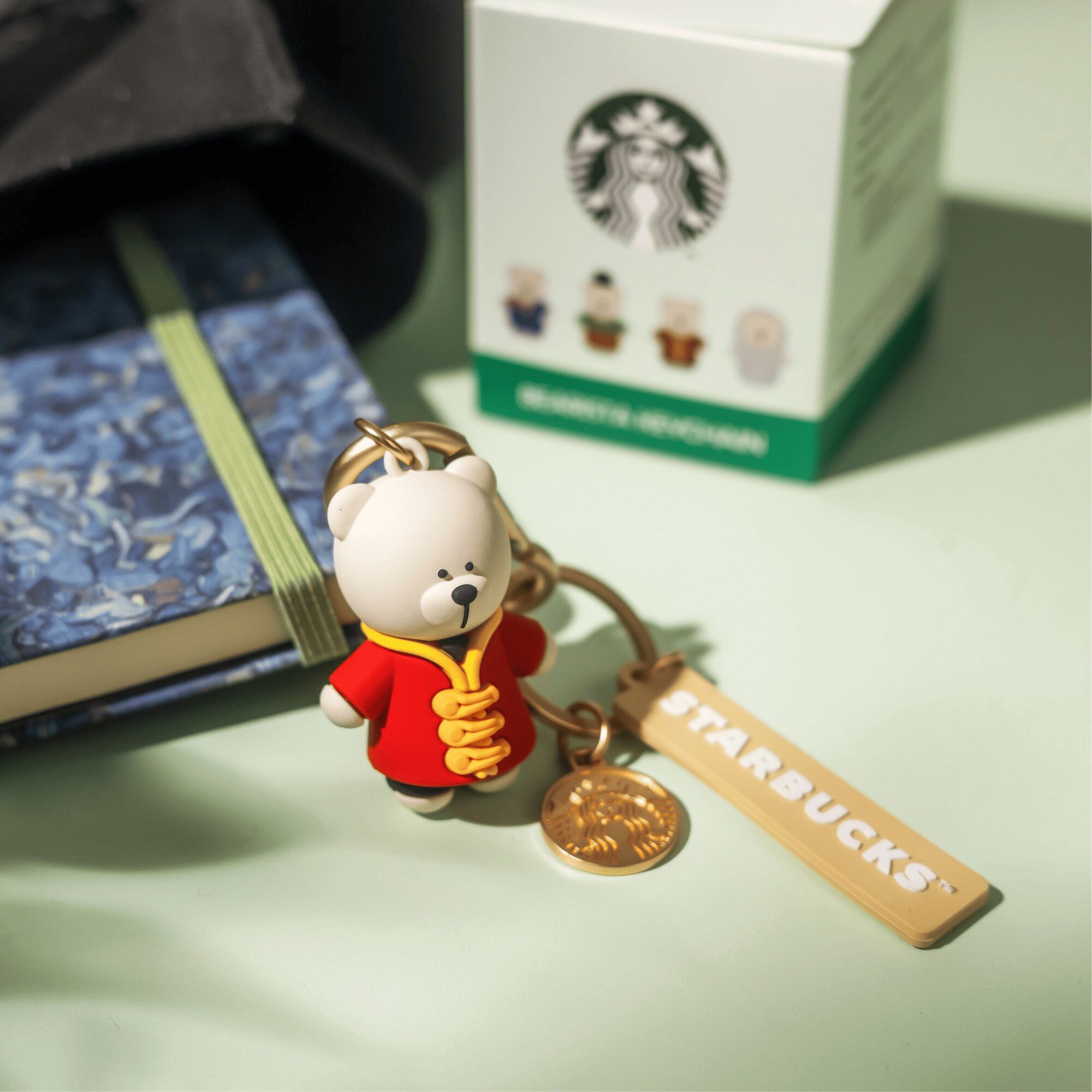 小物 Singapore Bearista Keychain Box Set of 4 Starbucks® Singapore Bearista Keychain Box Set of 4